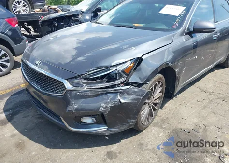 2017 Kia Cadenza Premium z USA, uszkodzony, nr VIN KNALC4J10H5047494